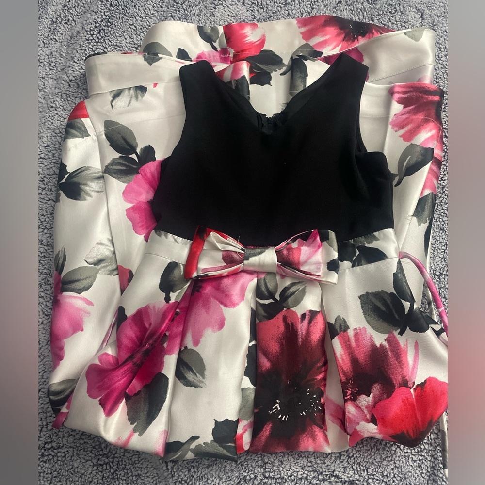 Girls flower hi low dress